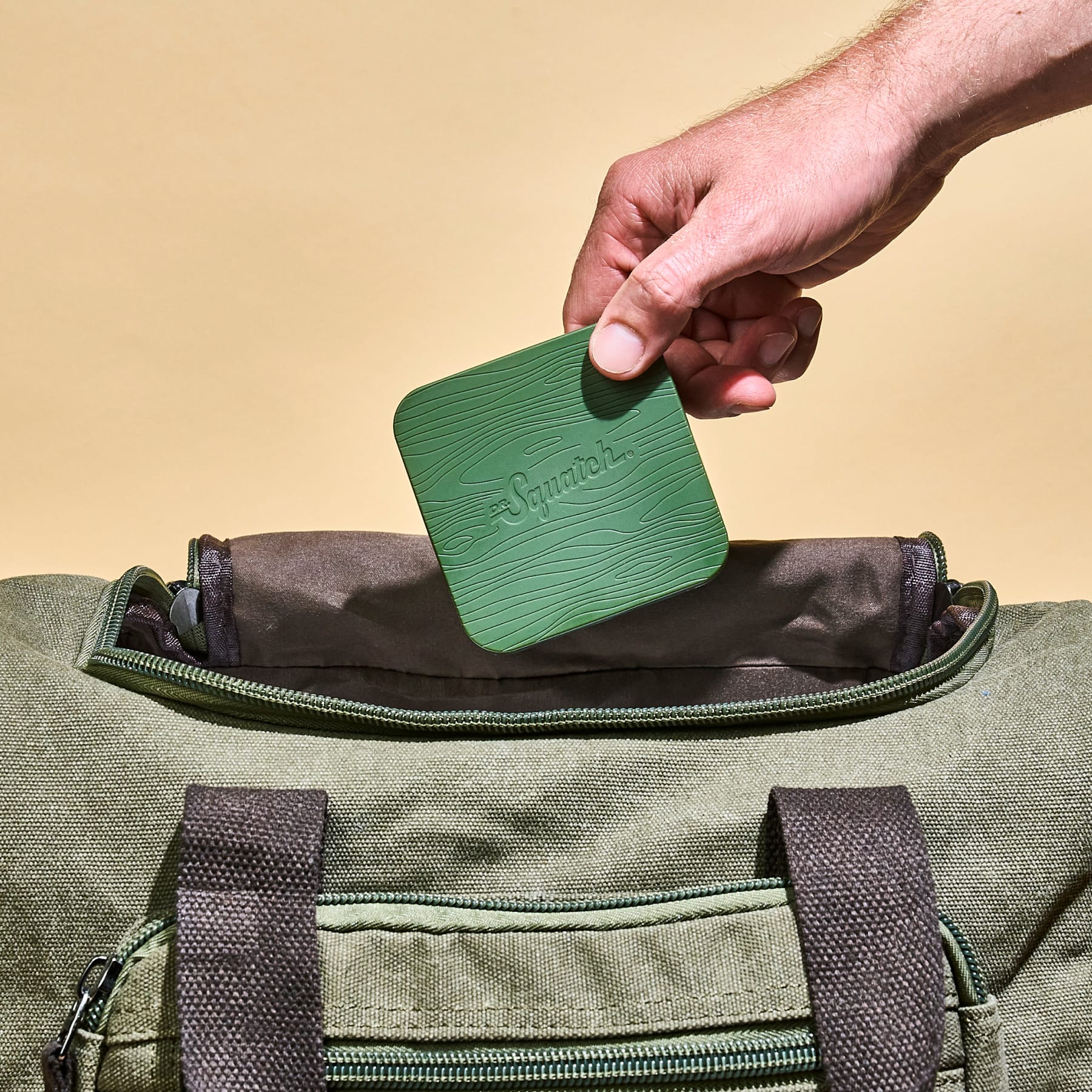 Dr. Squatch Moisturizing Free Travel Case! - Image 6